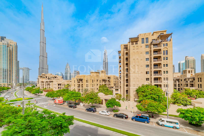 Burj Khalifa view | Rented | Good layout-image